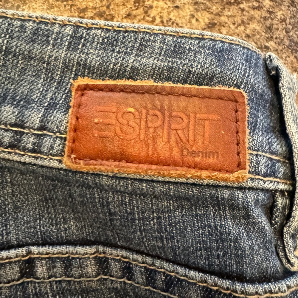 ESPRIT jeans straight legs size 29-30